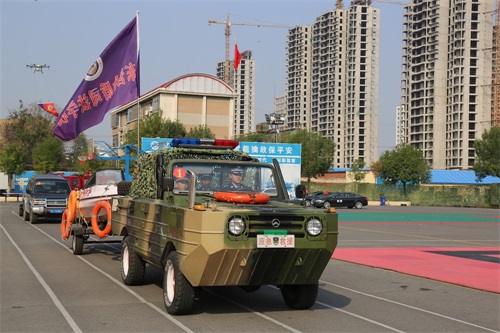 軍訓閱兵展風采，颯爽英姿致青春——金盾司法學?！皯c祝建國71周年暨2021年校閱式”大會隆重舉行