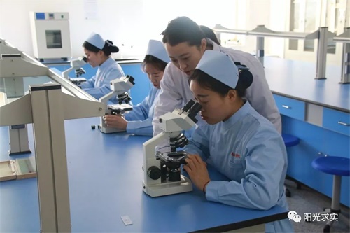 選擇青島求實職業(yè)技術(shù)學(xué)院，助你實現(xiàn)人生理想！