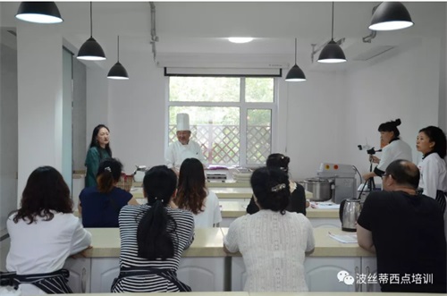 煙臺波絲蒂：烘焙大師開課第一天，如預料中不同凡響