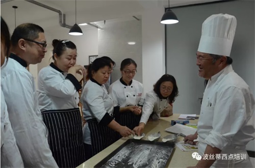 煙臺波絲蒂：烘焙大師開課第一天，如預料中不同凡響