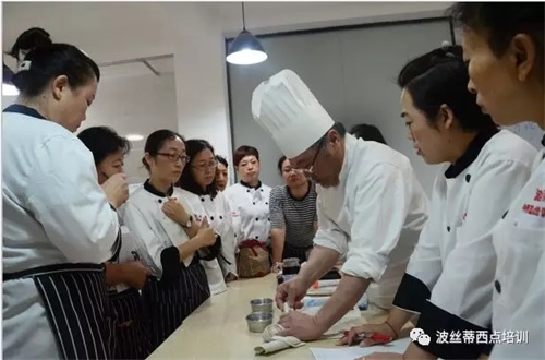 煙臺波絲蒂：烘焙大師開課第一天，如預料中不同凡響