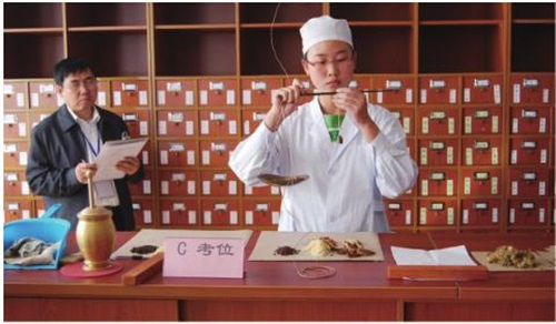 學(xué)醫(yī)藥費(fèi)錢嗎？未來能做什么？