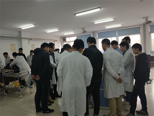 山東煤炭技術學院畢業(yè)班春季高考技能操作模擬訓練火熱進行中