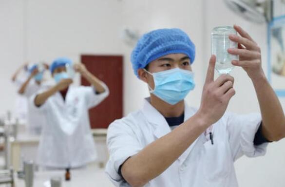 男生選擇衛(wèi)校好就業(yè)嗎，有沒有前途